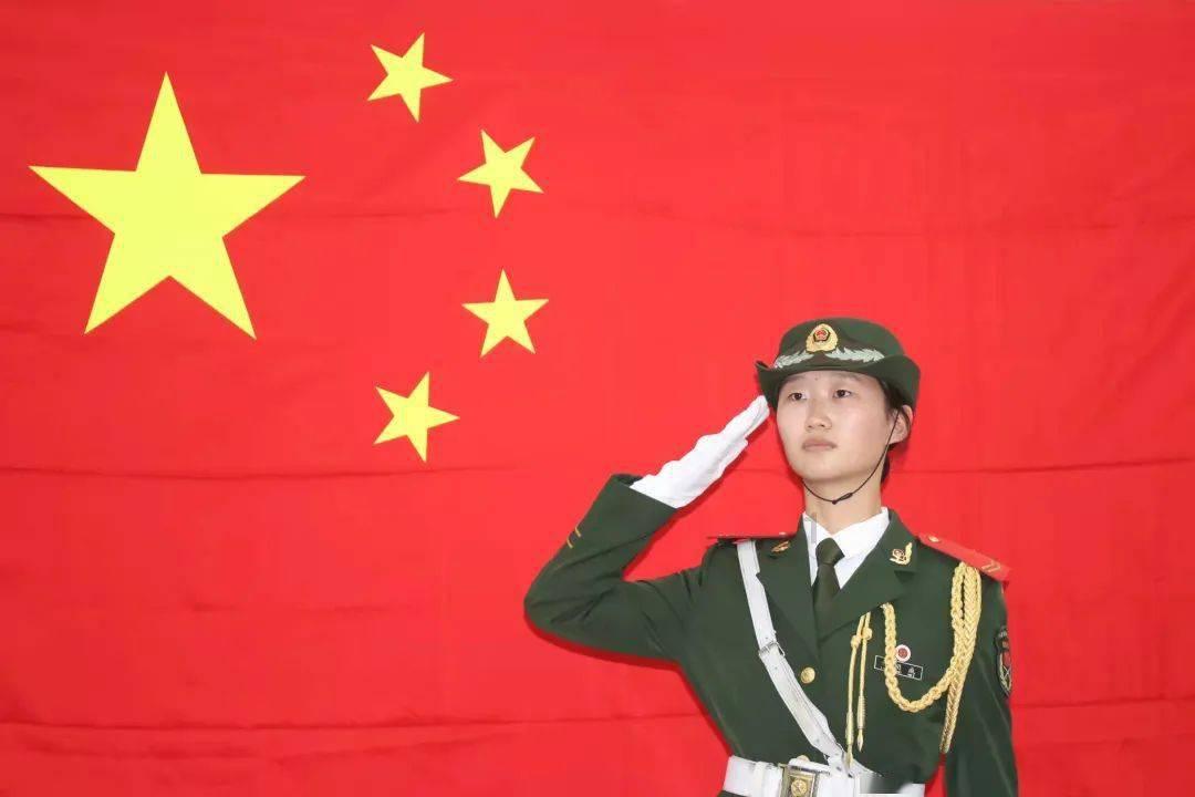 大型警车找轮胎
